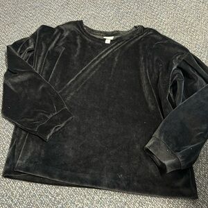 A new day velvet top xl // 010817